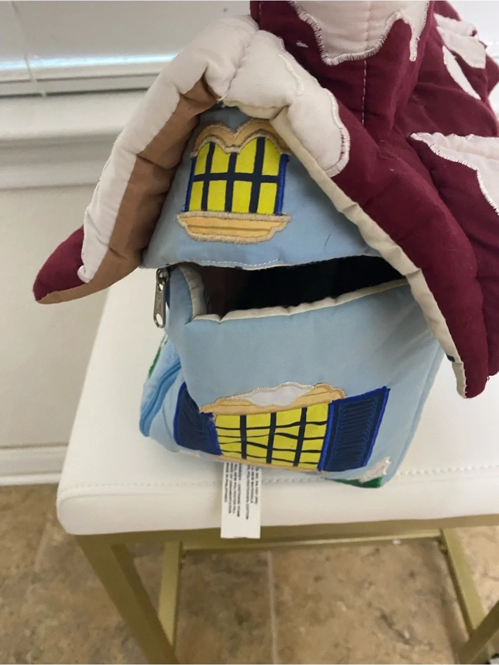 RARE VINTAGE MUSEUM OF FINE ARTS BOSTON PLUSH PORTABLE CHRISTMAS DOLLHOUSE 11”H